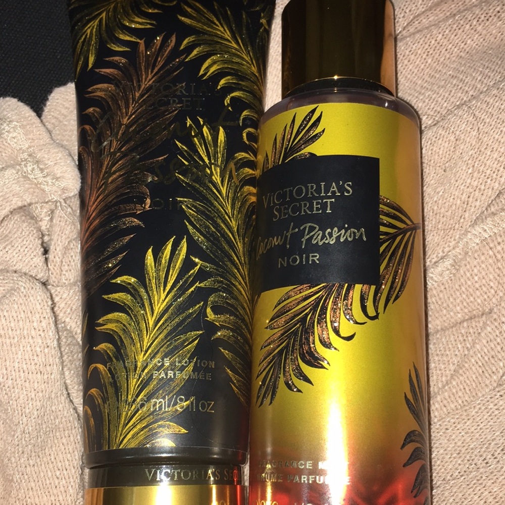 2 piece Set Victoria’s Secret CoconutPassion Noir